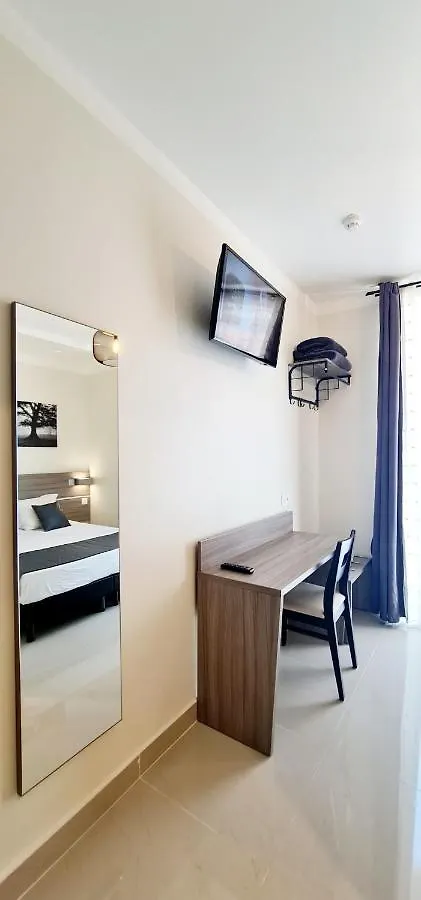 Esperance Hotel Nice 0*,  France